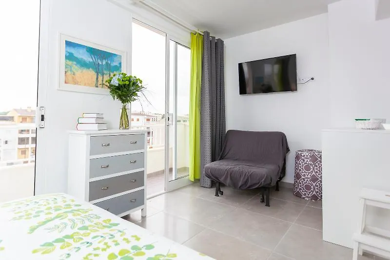 Yourhouse Monges كان بيكافورت