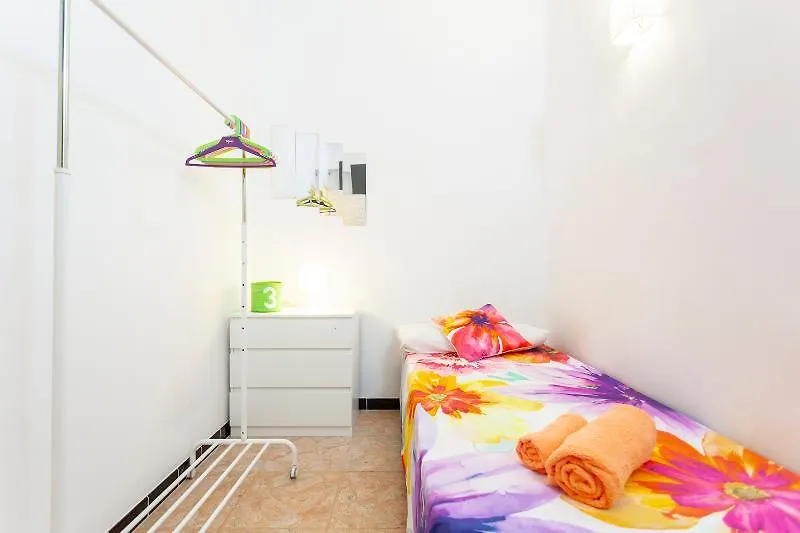 Yourhouse Monges كان بيكافورت